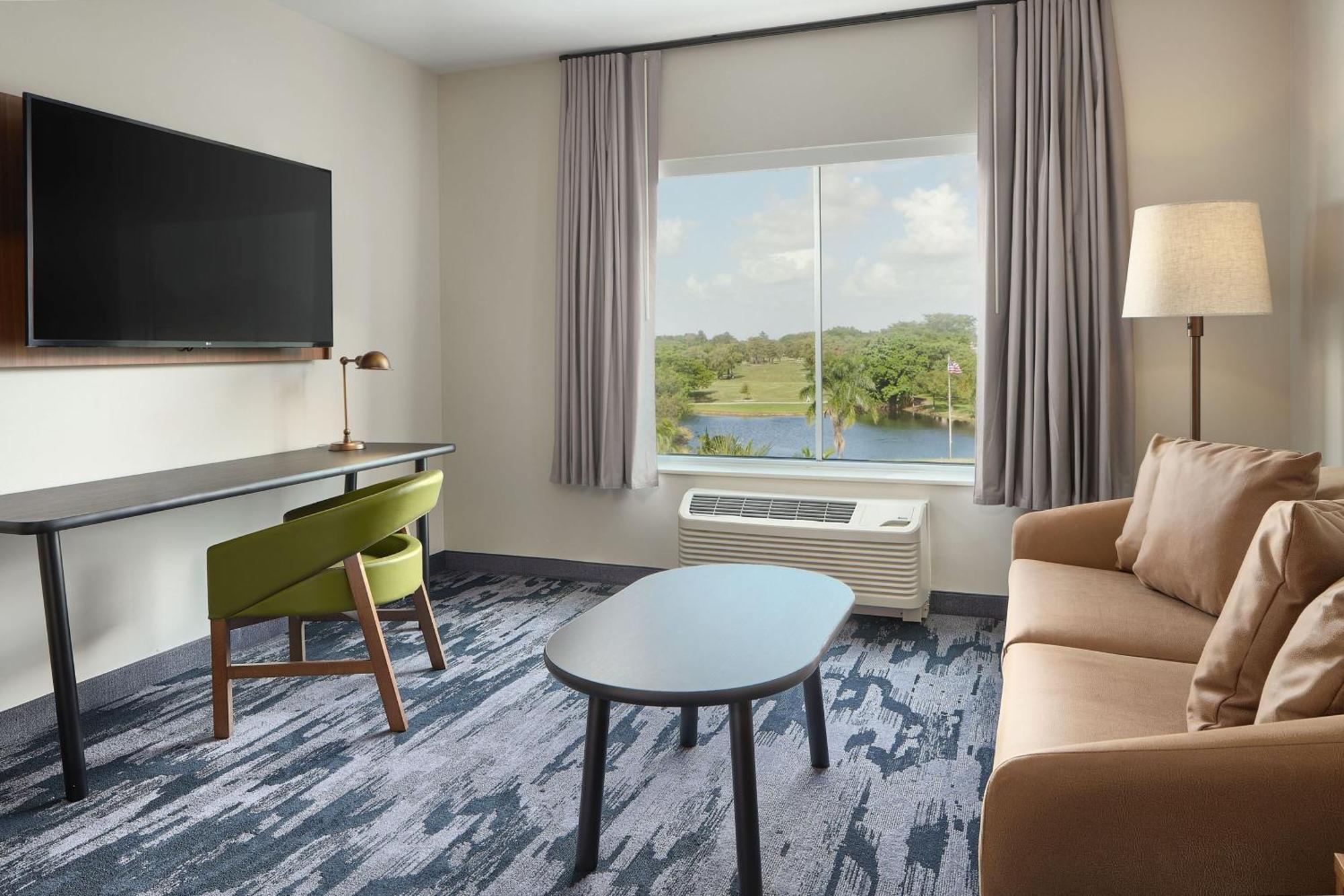 Fairfield Inn & Suites By Marriott Fort Lauderdale Northwest Тамарак Экстерьер фото